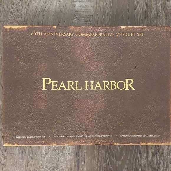VINTAGE & Rare 60th anniversary edition Pearl Harbor collectable set - Picture 12 of 12